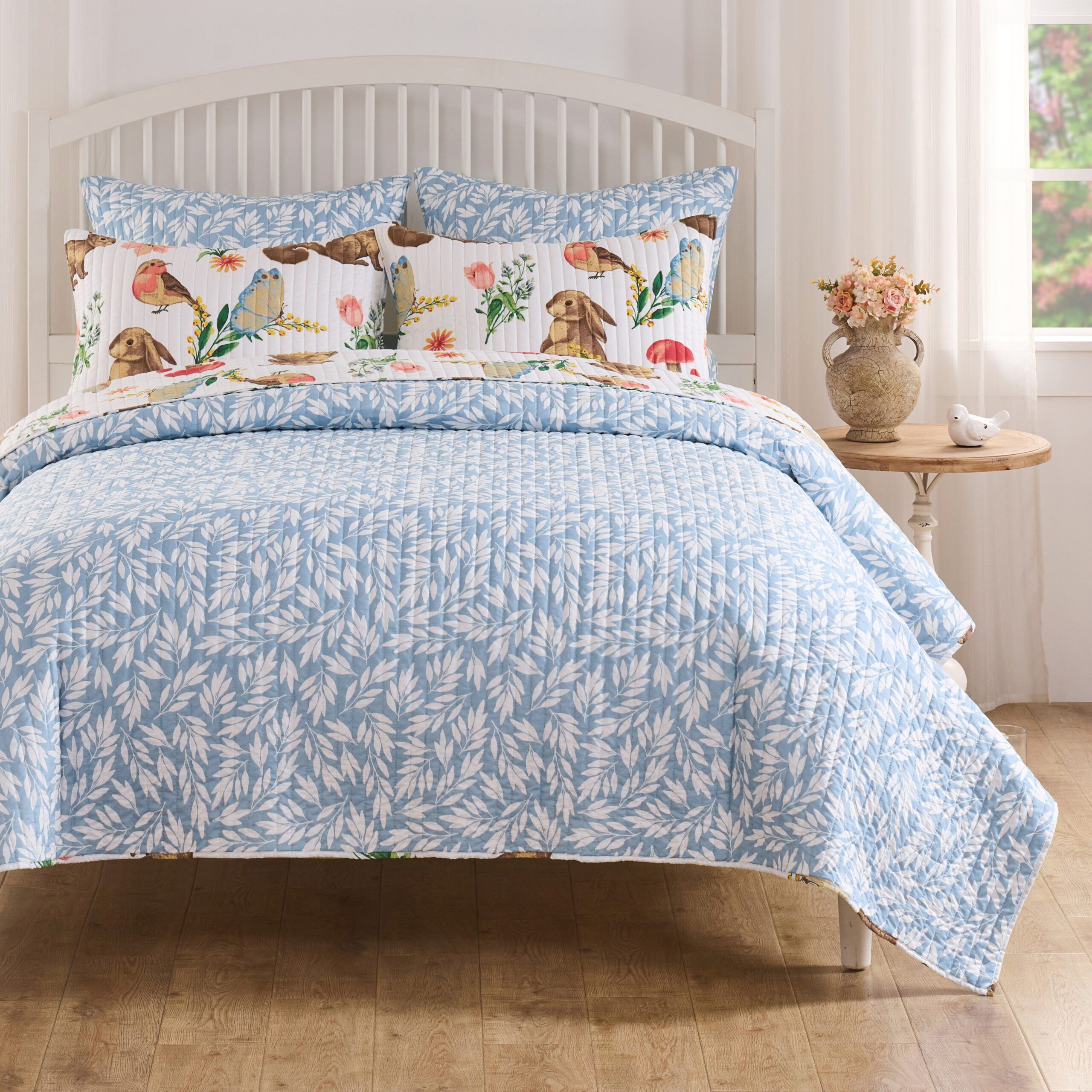 Willow Spring Forest Animals Reversible Quilt Set, WHITE, alternate image number 1