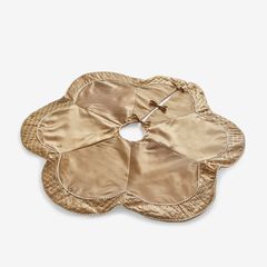 Scallop Edge Border Christmas Tree Skirt