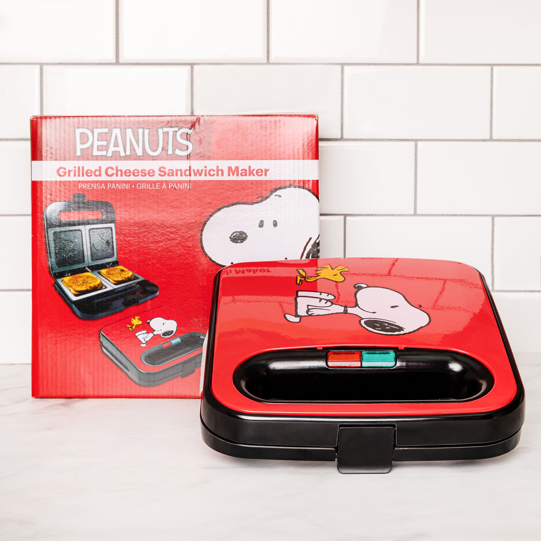 Peanuts Snoopy Sandwich Maker, RED, alternate image number 3