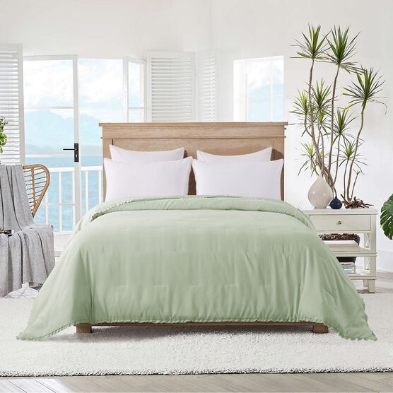 Ruffled Edge Down Alternative Blanket, DEWKIST, hi-res image number null