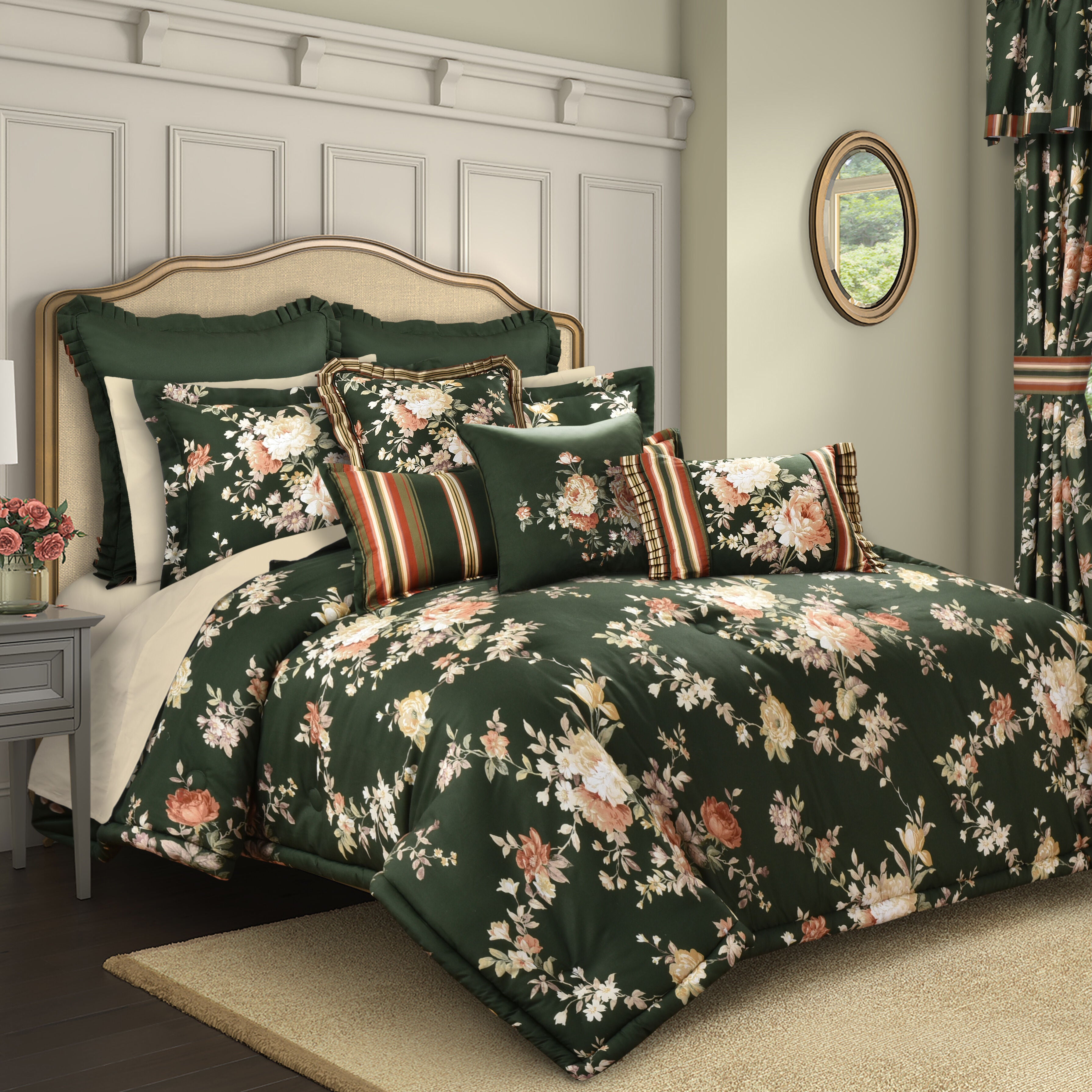 BRITTANY COMFORTER SET, FOREST, hi-res image number 0