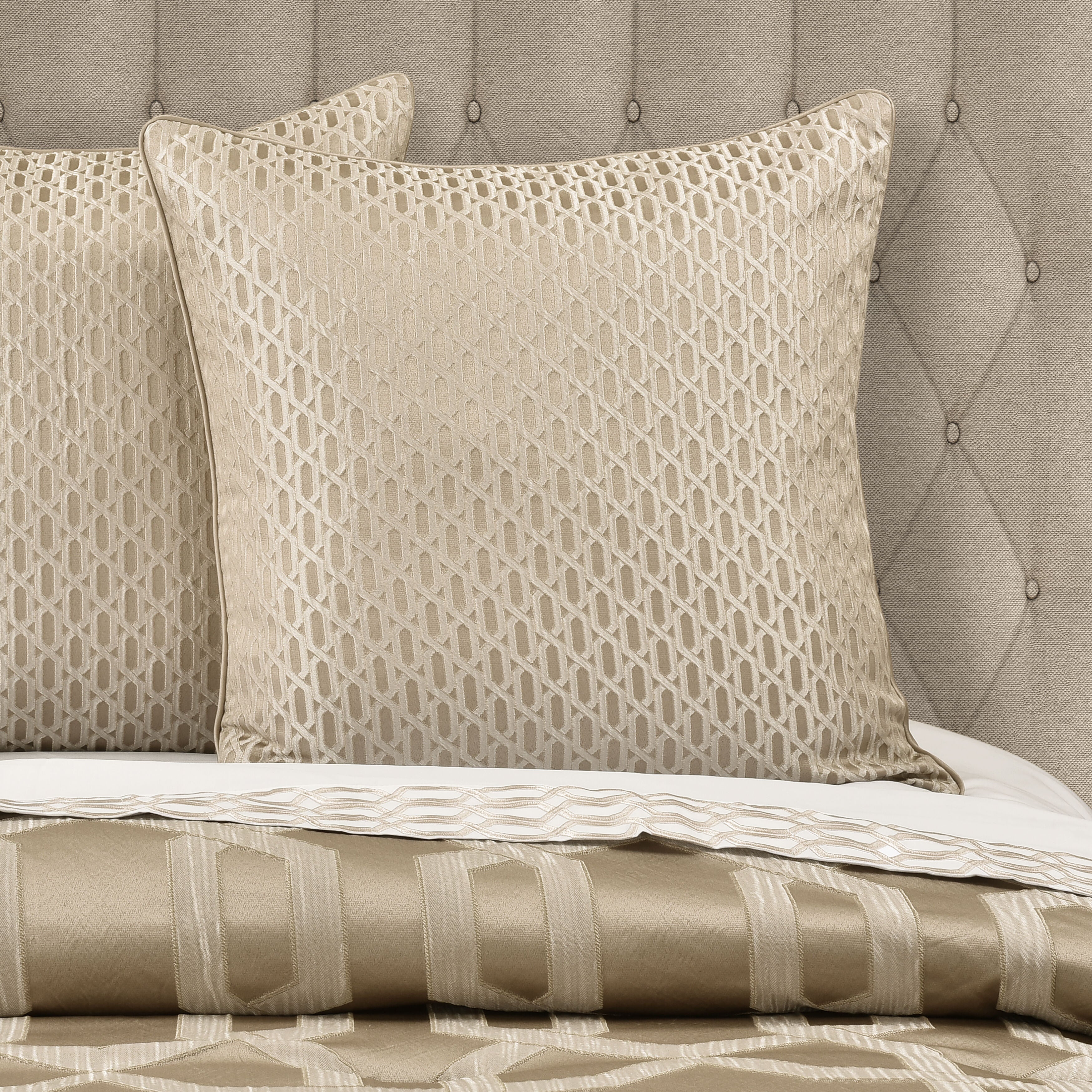 OLYMPUS EURO SHAM, SAND, alternate image number 2