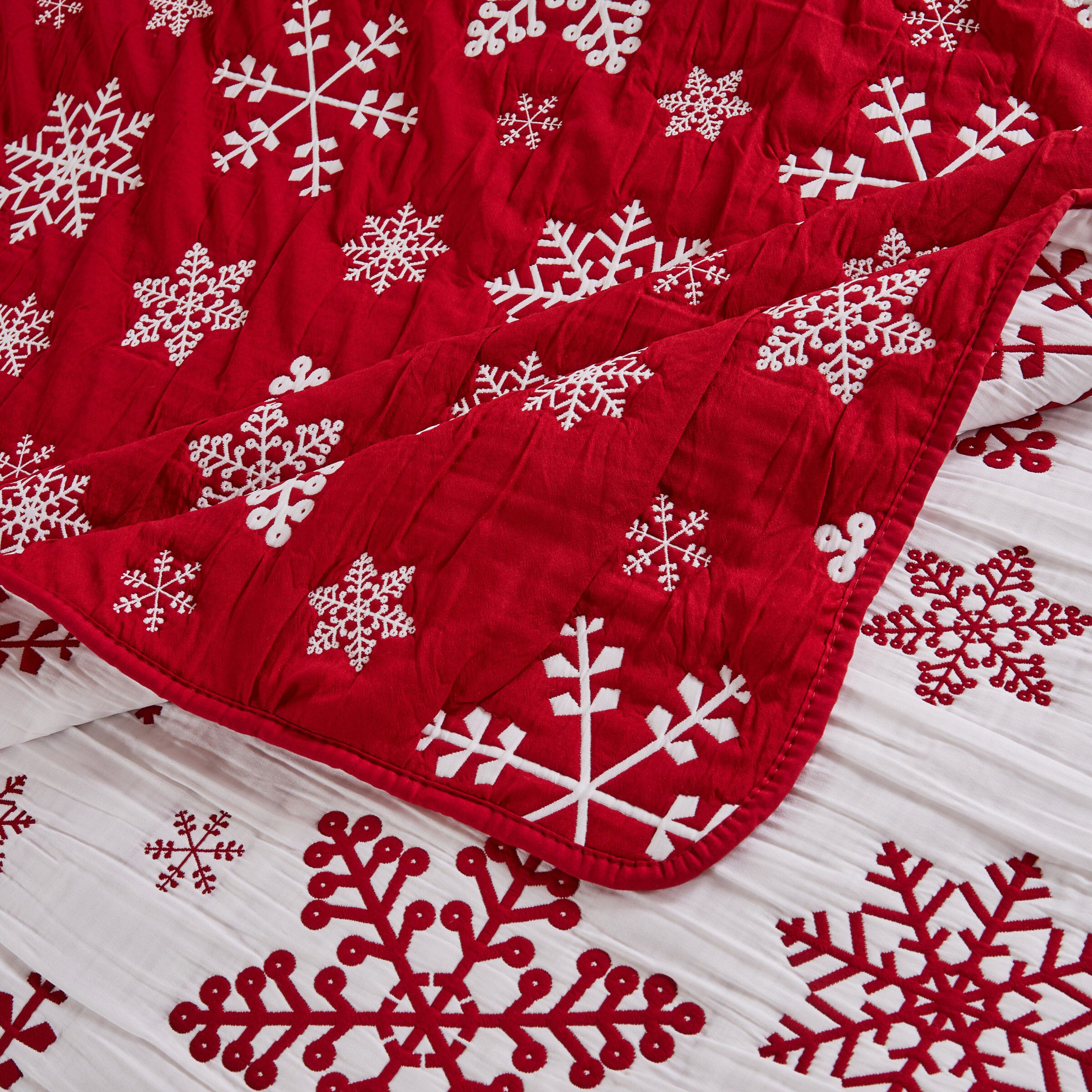 Novelty Holiday Matelass&eacute; Coverlet Set, SNOWFLAKES, alternate image number 3