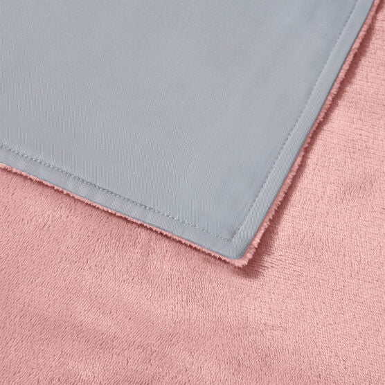 Crystal 15Lb Reversible Cooling Weighted 48X72 Blanket With Removable Cover Weighted Blanket & Cover, , alternate image number null