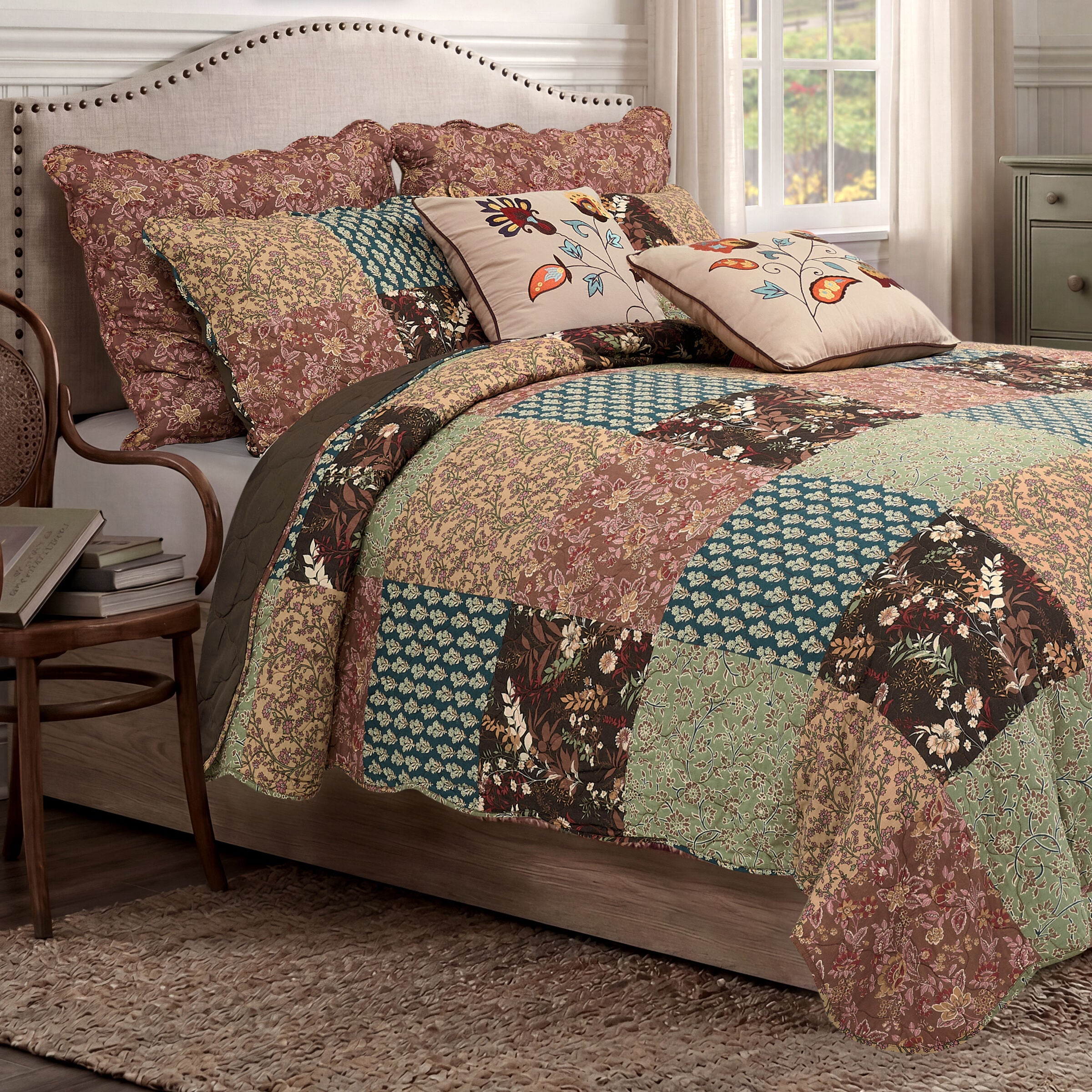 Hazel Floral Botanical Patchwork Print Quilt Set, MULTI, alternate image number 1