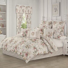 Chablis 4 Piece Comforter Set