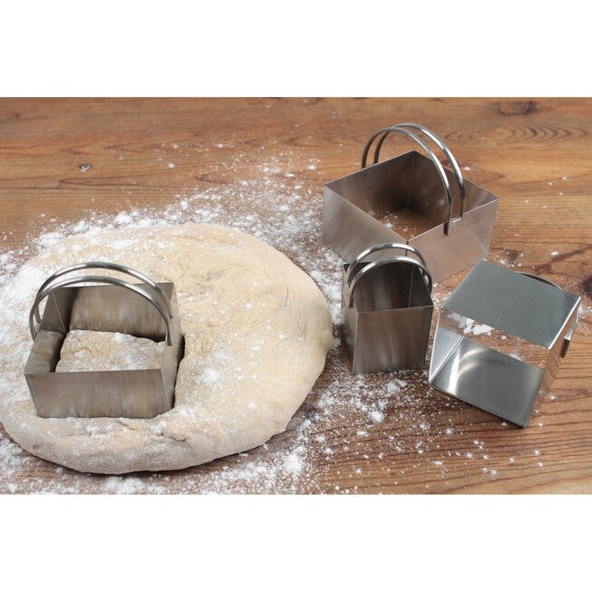 Square Stainless Steel Biscuit Cutters, Set 4, , alternate image number null