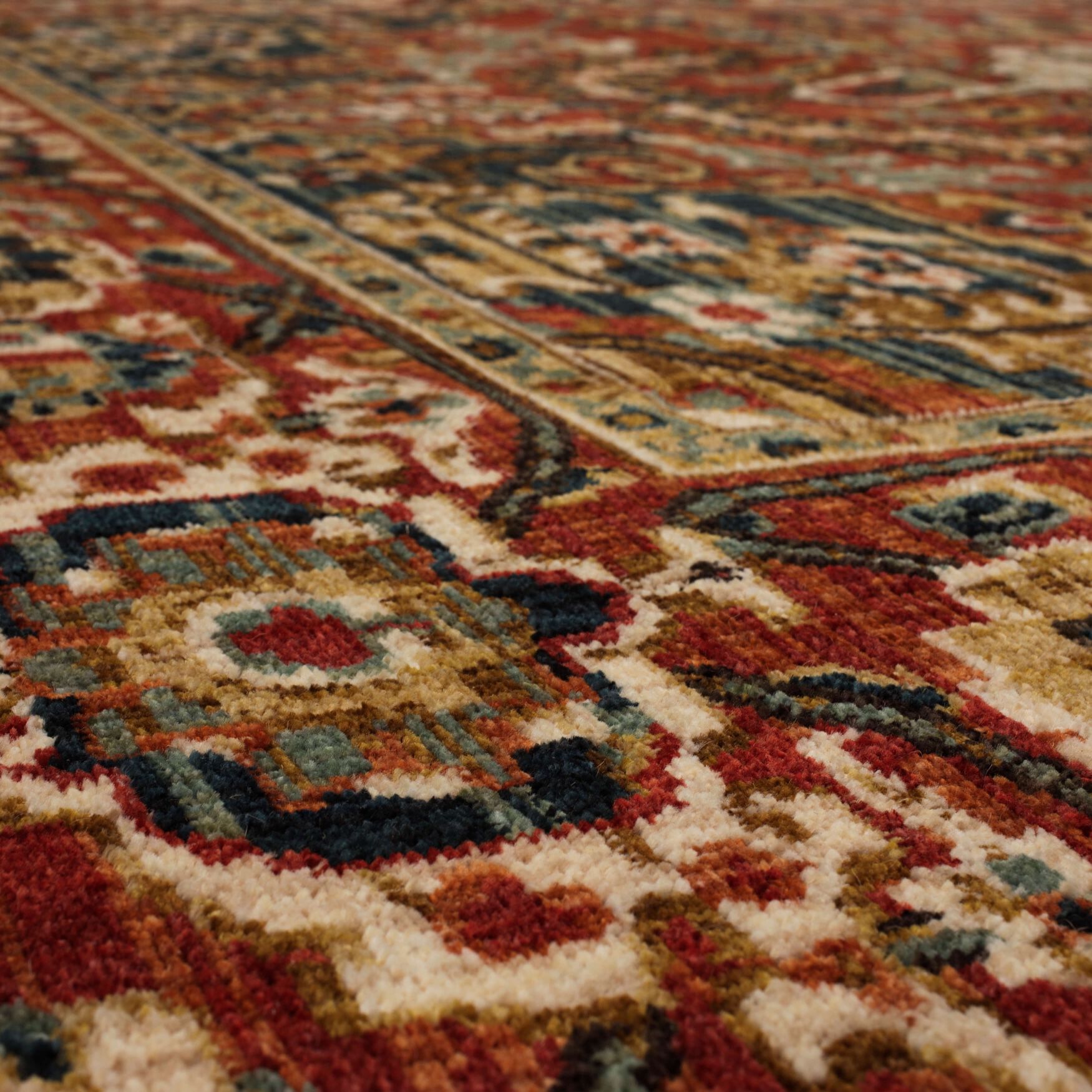 Bilpass Area Rug, , alternate image number 3