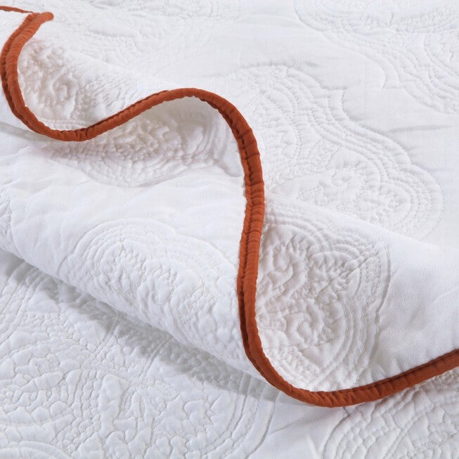 Cameo Quilted Throw Blanket, , alternate image number null