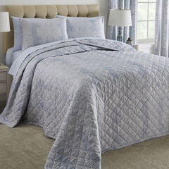 Delia Bedspread Set
