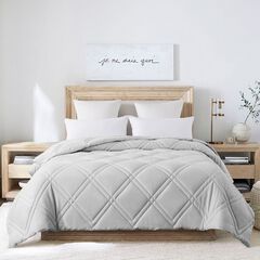 Double Diamond Down Alternative Comforter