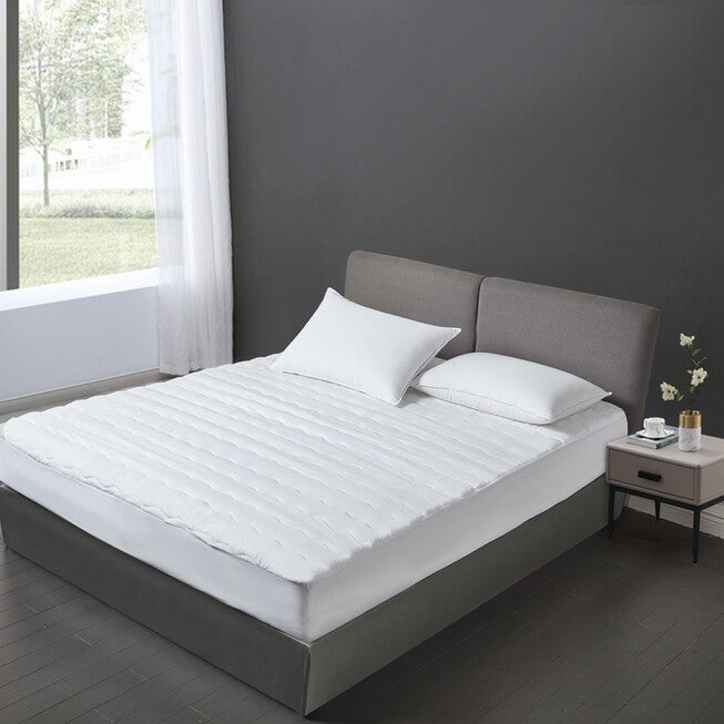 Pet Agree Basic Allergens Free Waterproof Mattress Pad, WHITE, hi-res image number 0