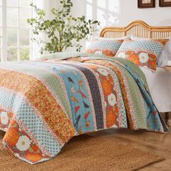 Carlie Calico Patchwork Cotton Quilt Set