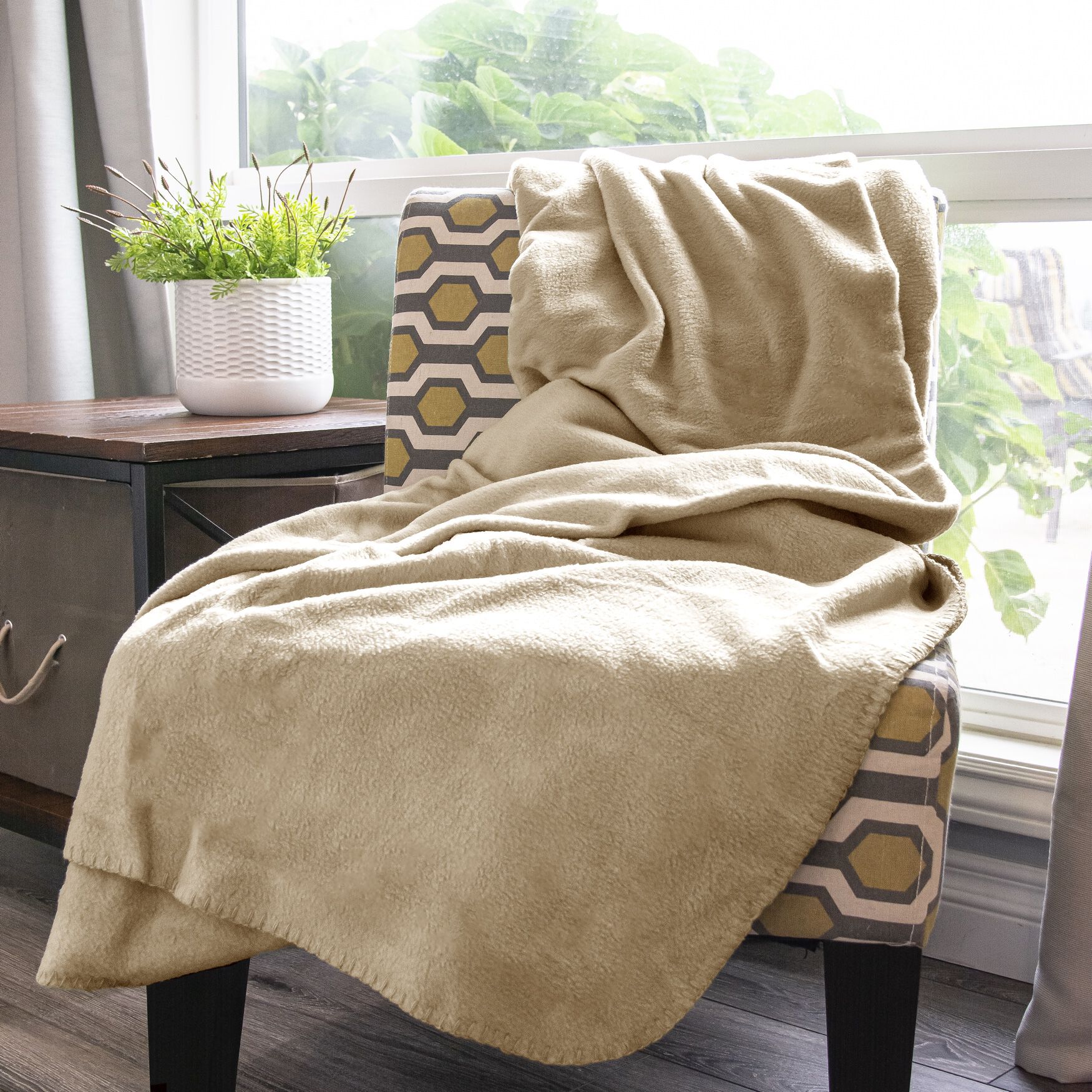 Supreme Warmth Pencewood Fleece Blanket, , alternate image number 7