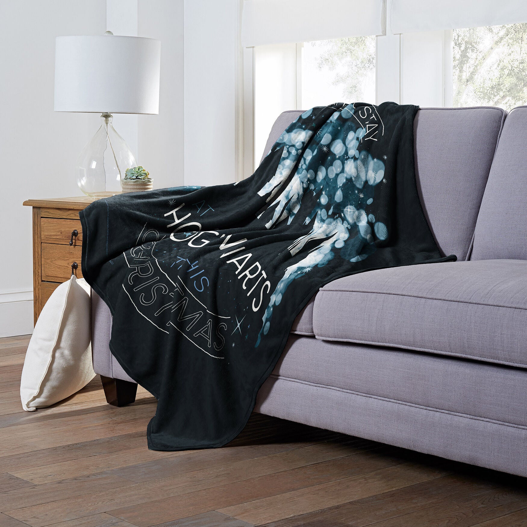 Wb Harry Potter Hogwarts This Christmas Silk Touch Throw, , alternate image number 3