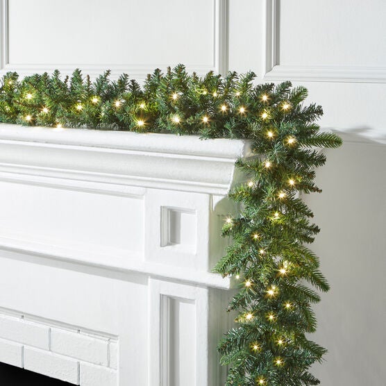 Pre-Lit Arrow-Tip 6' Garland, LIGHTS, hi-res image number null