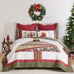 Christmas Tree Patchwork Holiday Quilt Set, Holiday, 3-Piece Full/Queen