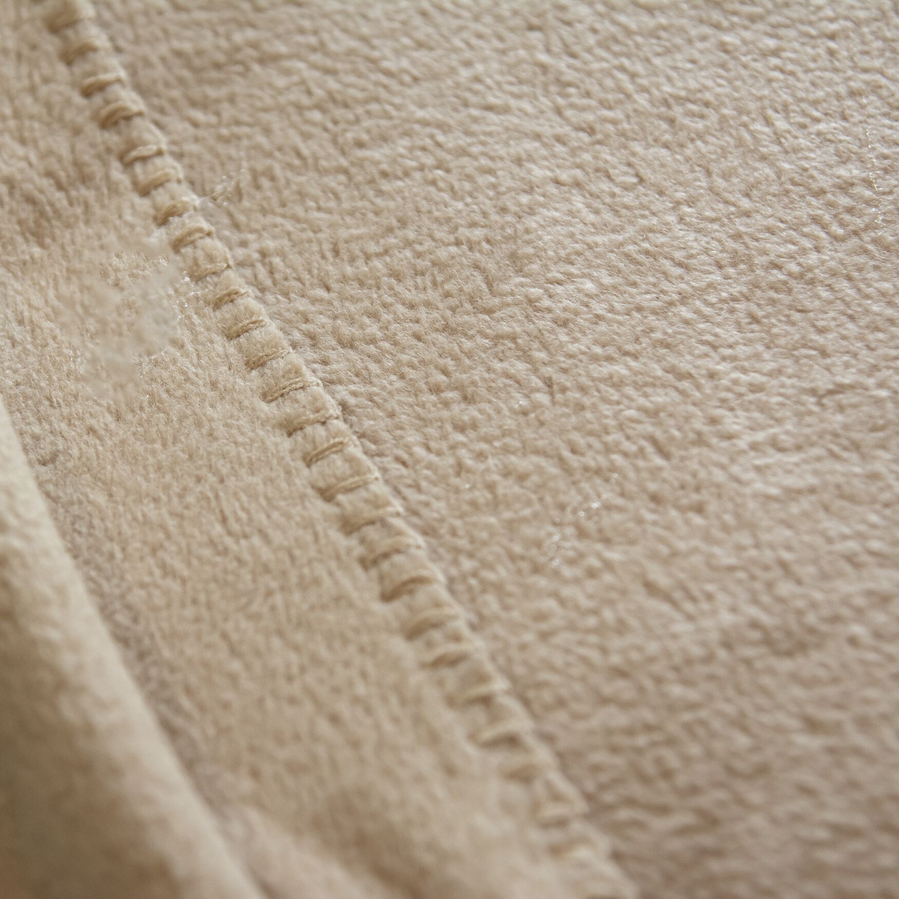Supreme Warmth Pencewood Fleece Blanket, , alternate image number 2