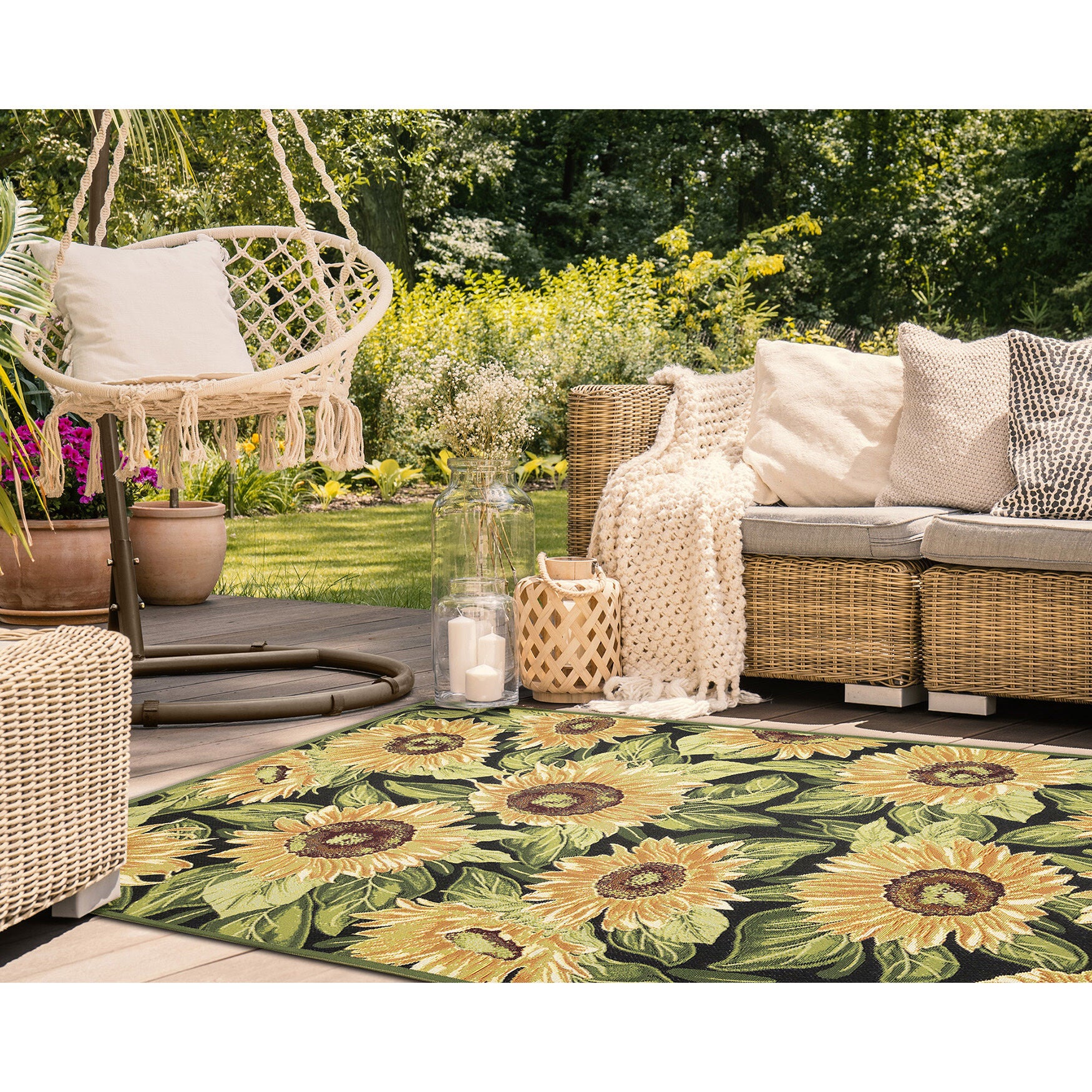 Liora Manne Marina Sunflowers Indoor/Outdoor Area Rug Black 3 feet 3 inches x 4 feet 11 inches, , alternate image number 10