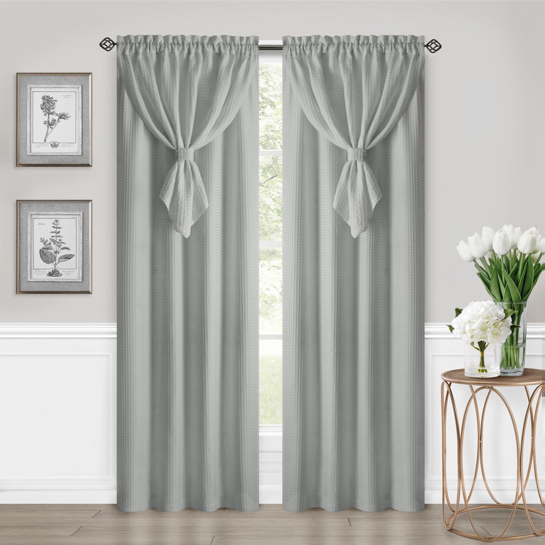 Carerra Curtain Rod and Finial Set