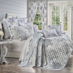 Estelle 3 Piece Quilt Set