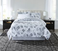 Reversible 8-Pc. Bed In A Bag Quilt Set