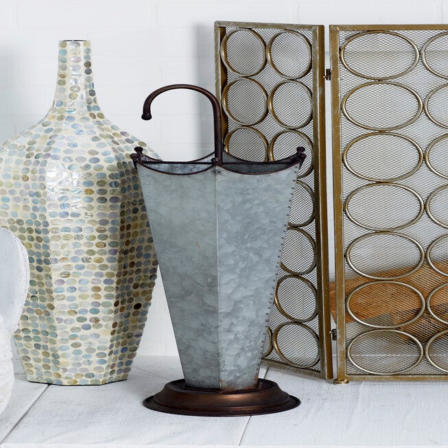 Grey Metal Farmhouse Storage Basket Storage Basket, , alternate image number null