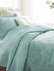 Amelia Bedspread, , alternate image number null