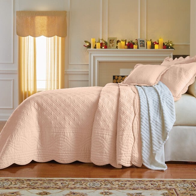 Florence Oversized Bedspread, , alternate image number null