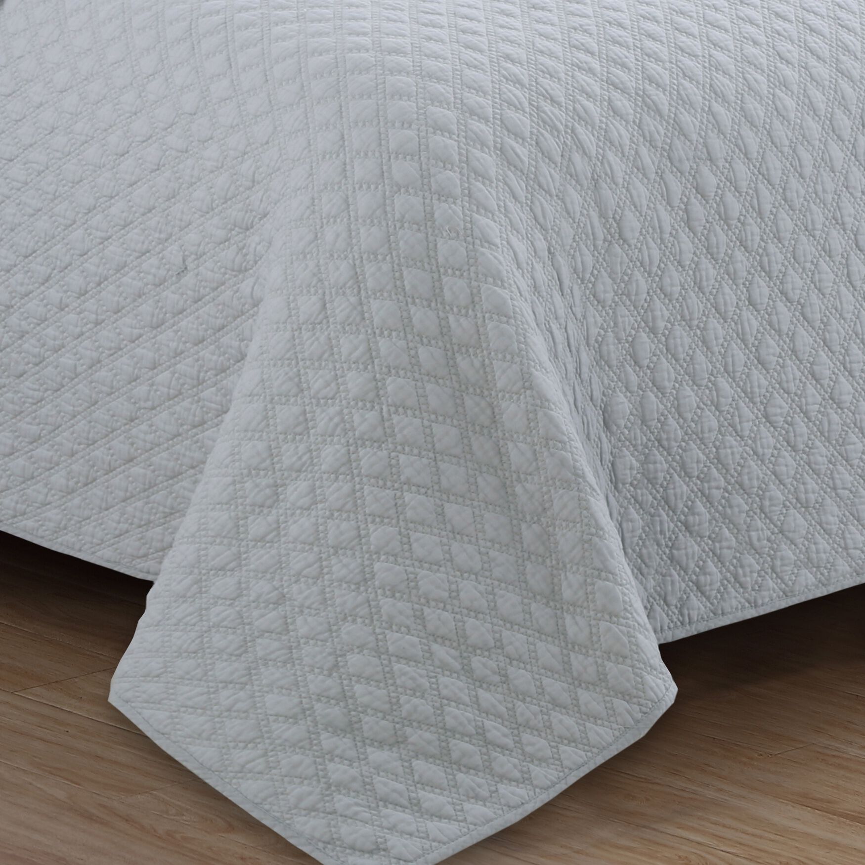 Estate Collection Fenwick Quilt Set, , on-hover image number 1