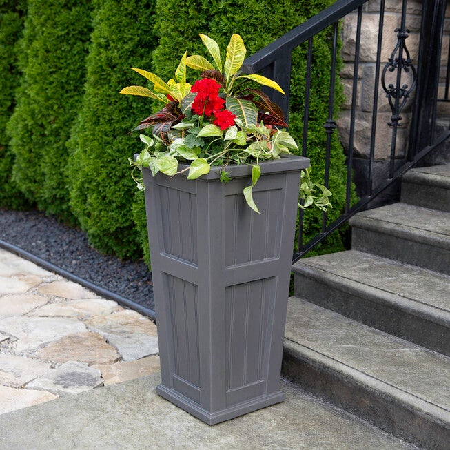 Cape Cod 32 inches Tall Planter, , alternate image number 3