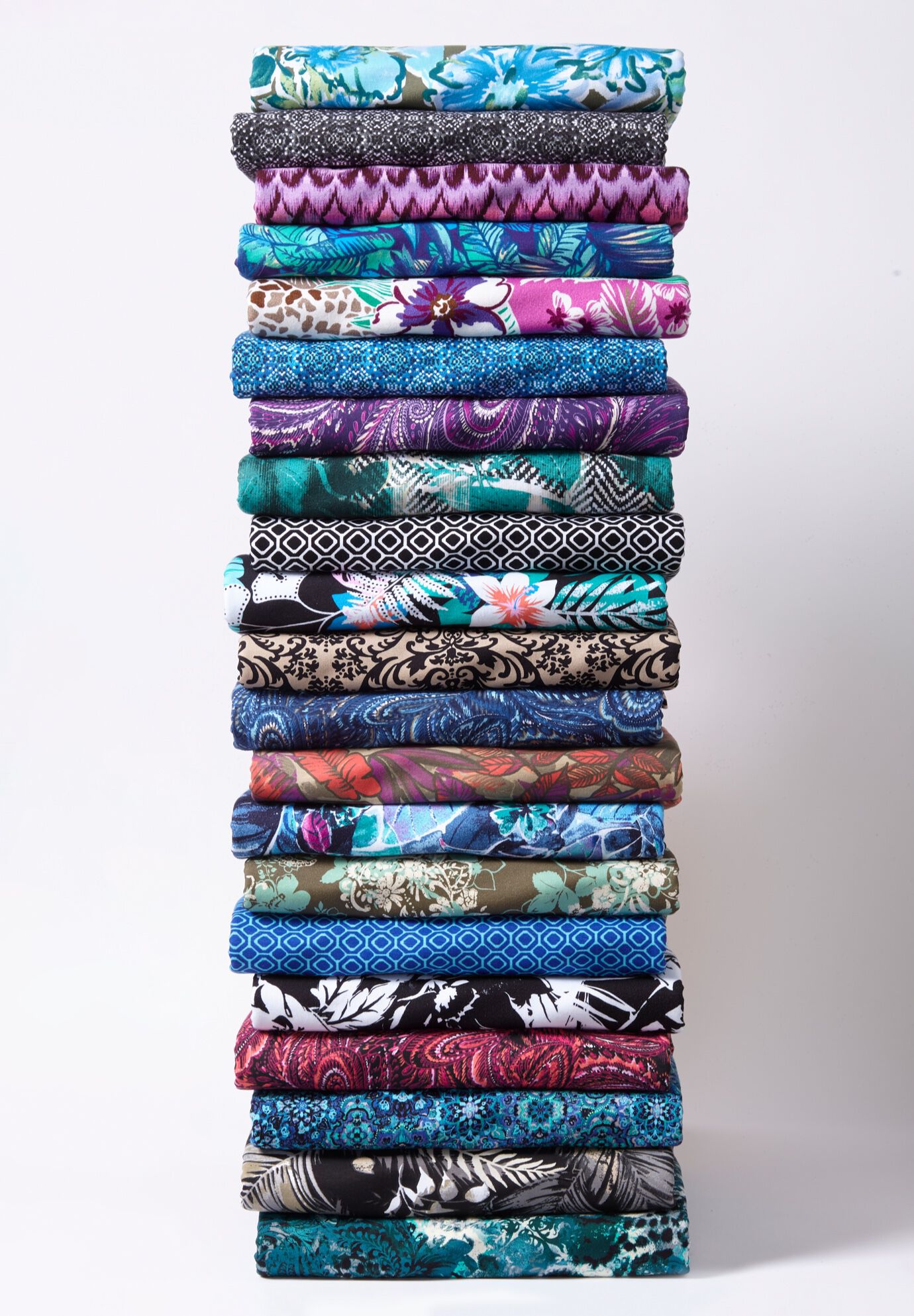 Suprema&reg; Short Sleeve V-Neck Tee, , alternate image number 2