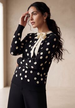 Plus Size Scoop Neck Sweaters
