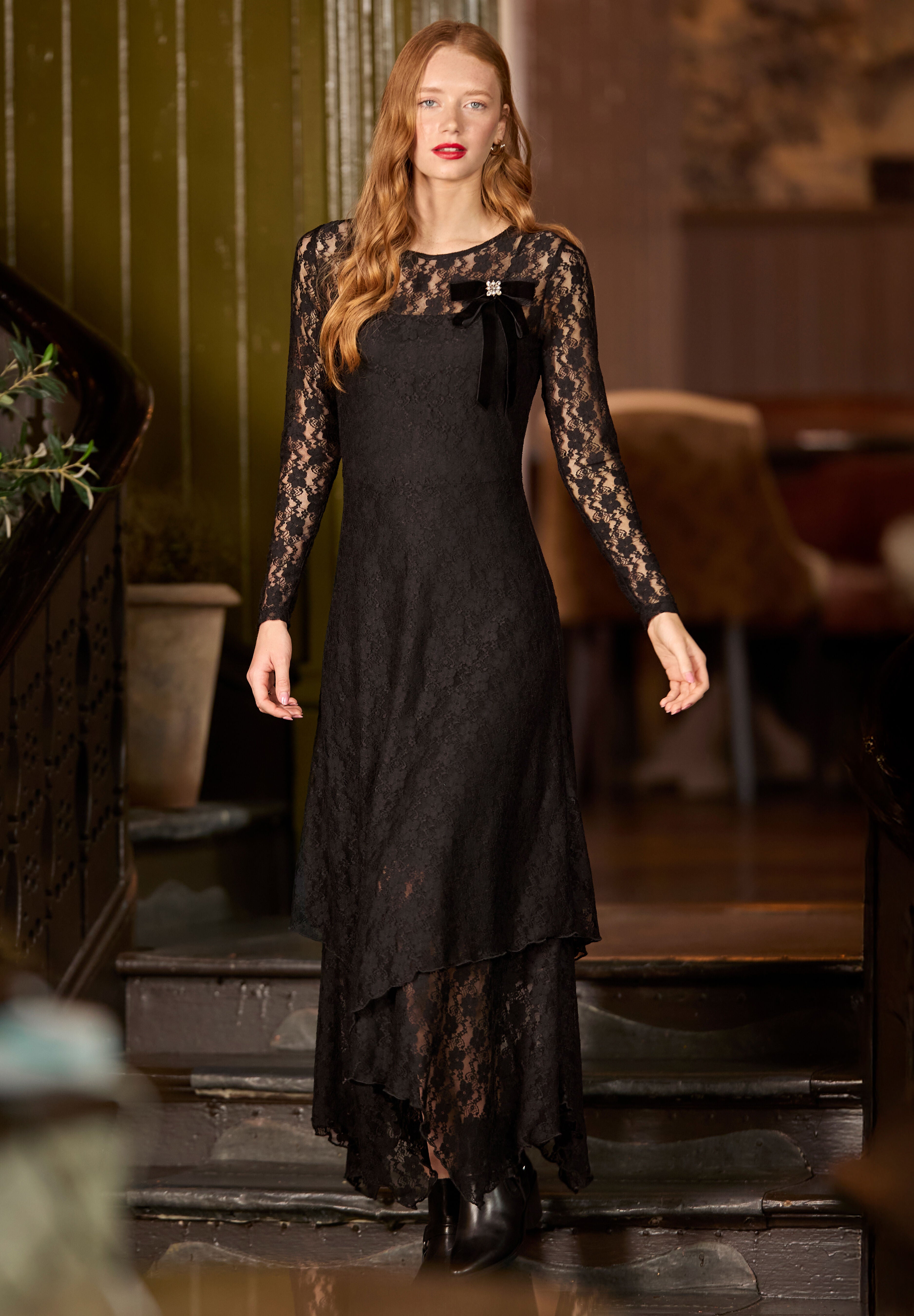 Stretch Lace Hanky Hem Maxi Dress, BLACK, alternate image number 5