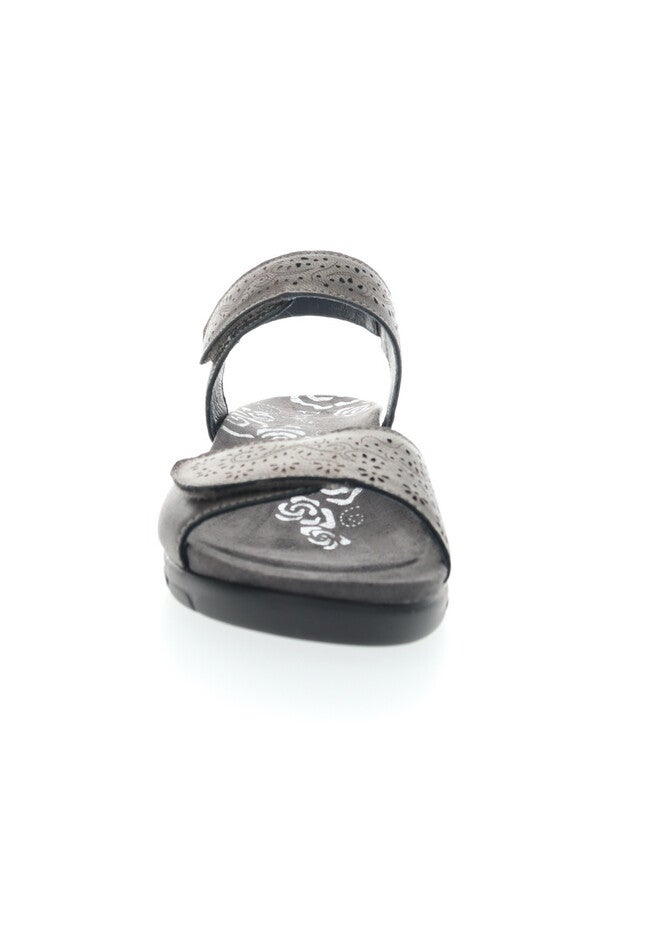 Wanda Sandal, , alternate image number 2