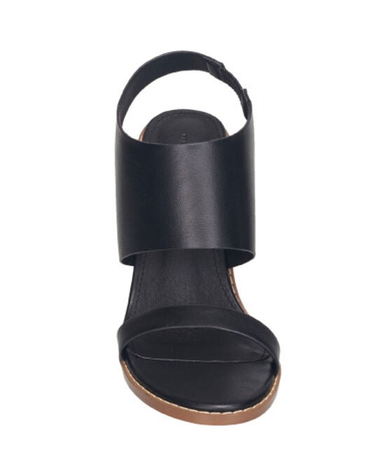 Lori Sandal, , alternate image number null