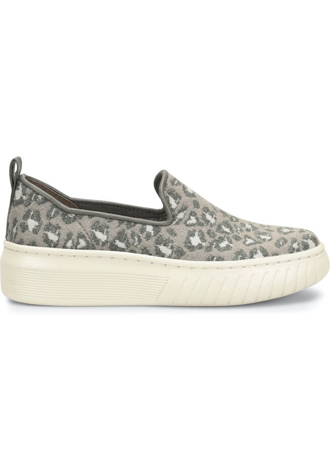 Pavina Slip Ons, , alternate image number null