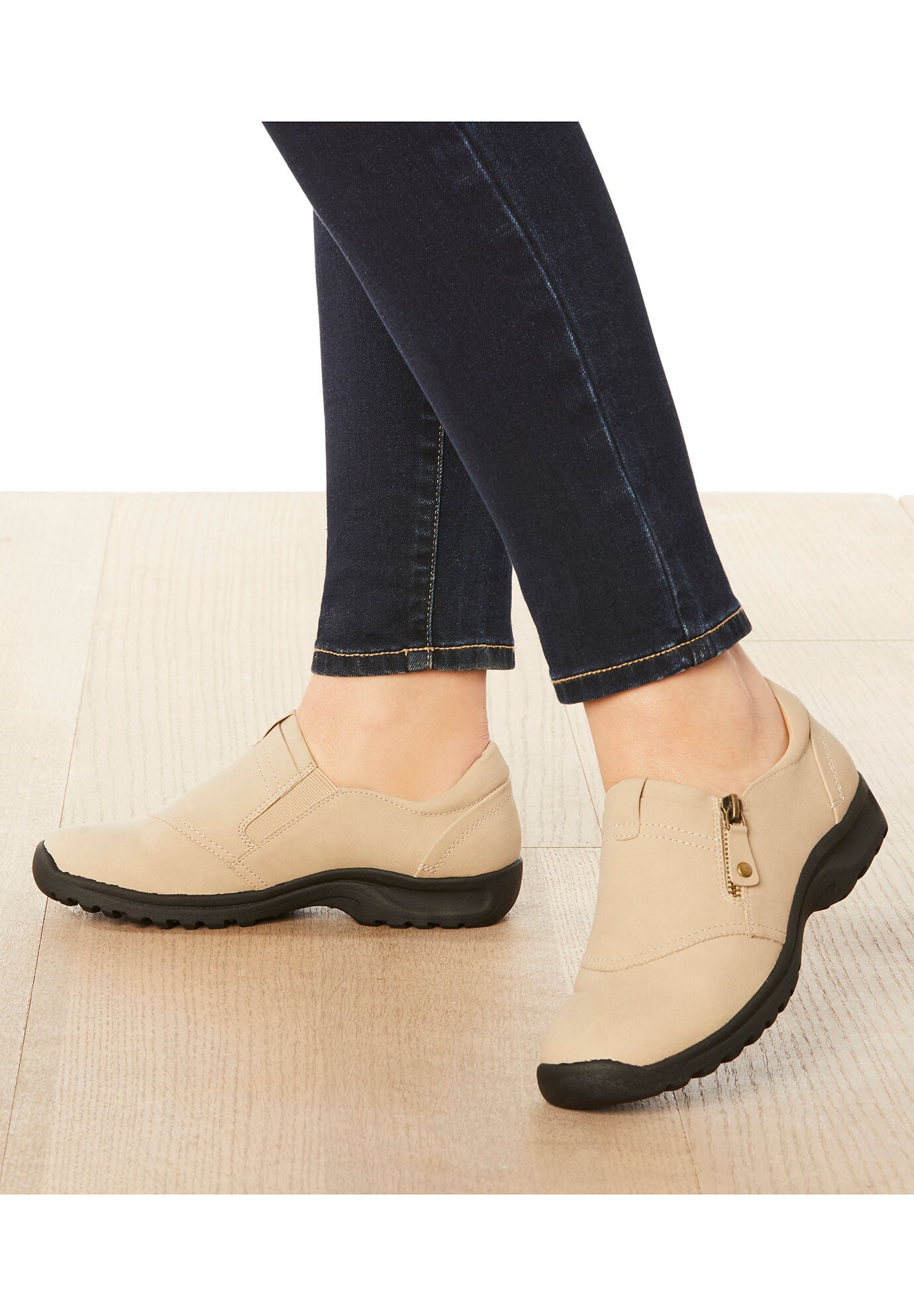 The Aidan Flat by Comfortview Catherines