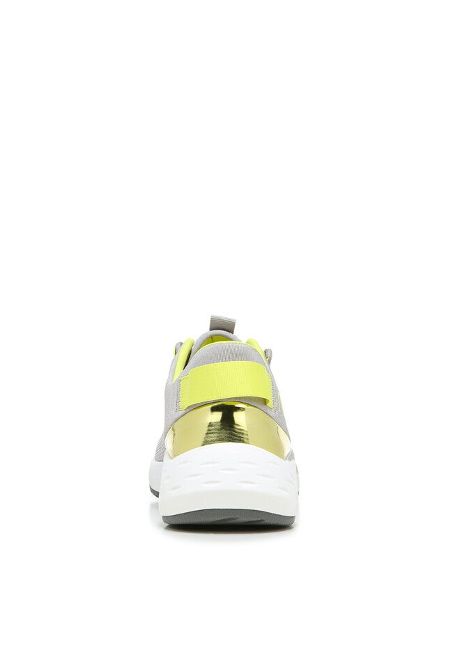 Persist Xt Sneaker, , on-hover image number null
