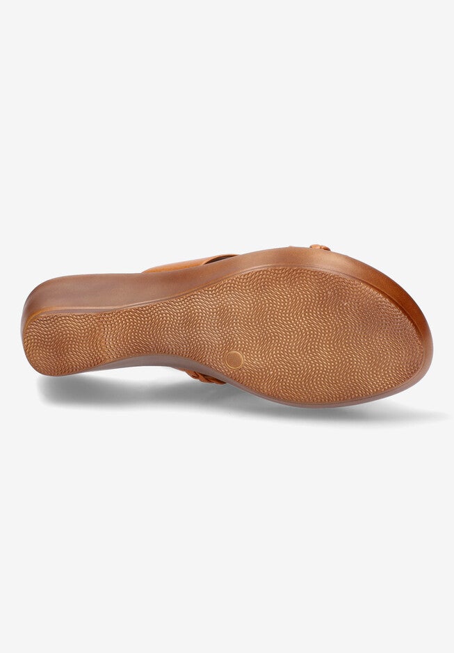 Marzia Sandal, , alternate image number null