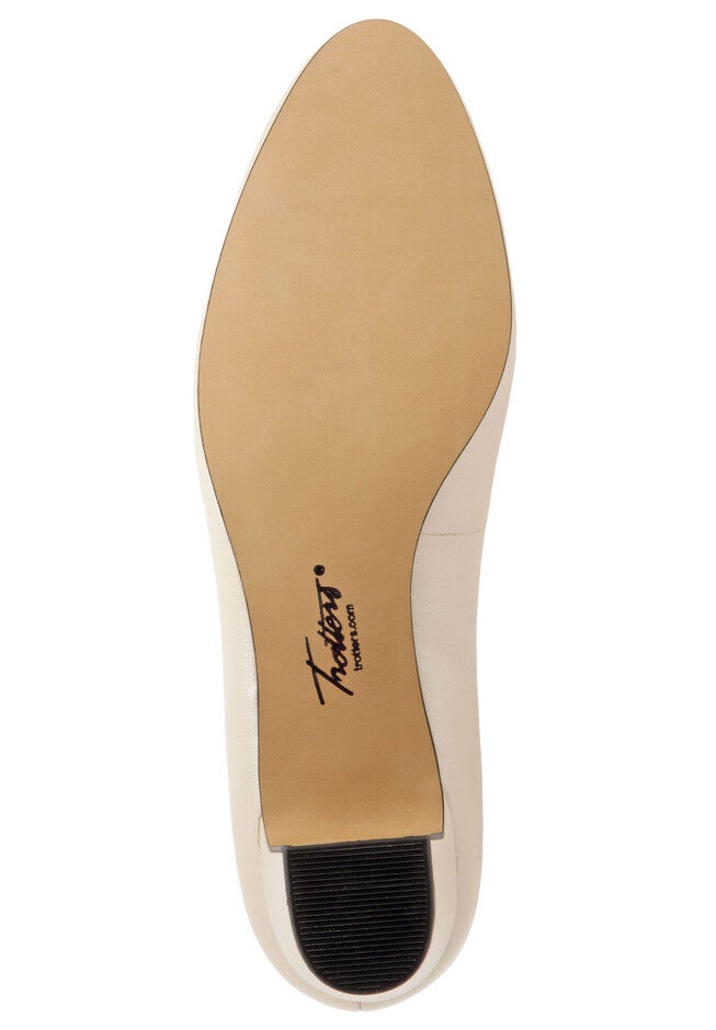 Jamie Pump by Trotters®, , alternate image number null