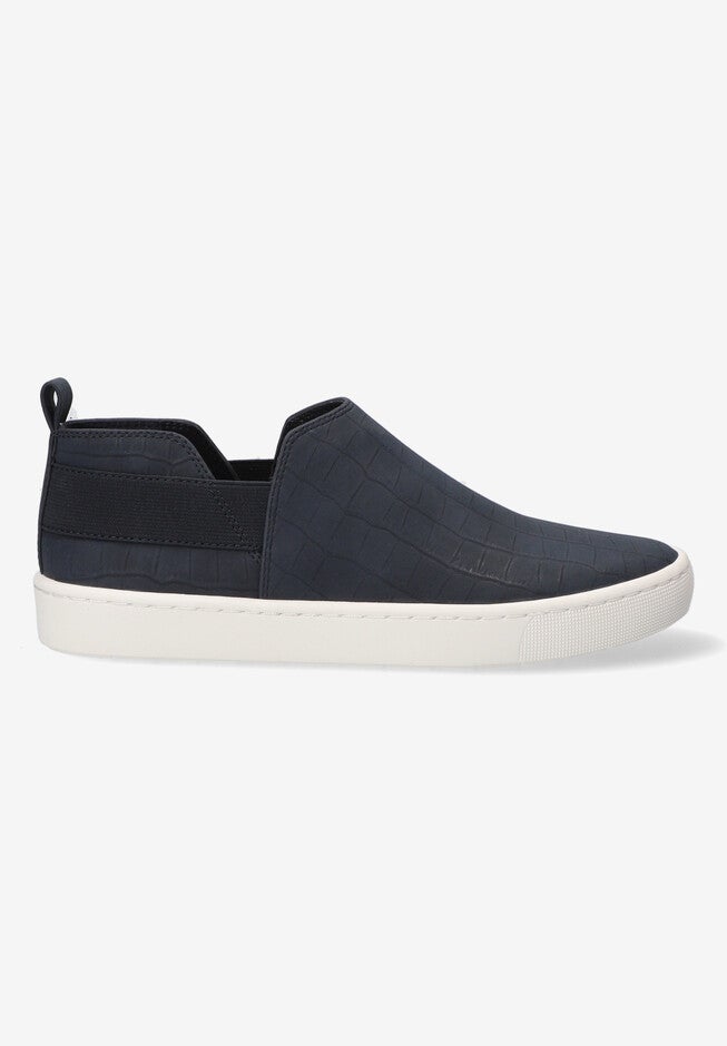 Kiona Slip On Sneaker, , alternate image number null