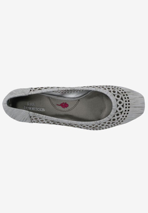 Tina Flat, , alternate image number null