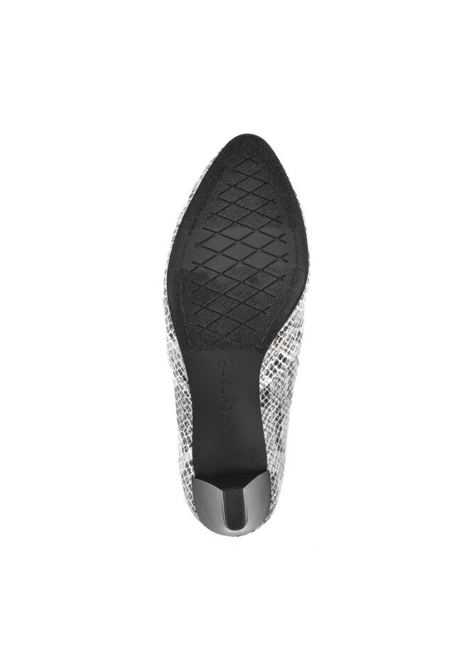 Sarina Shootie, , alternate image number null