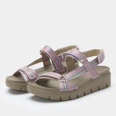 Henna Sandal