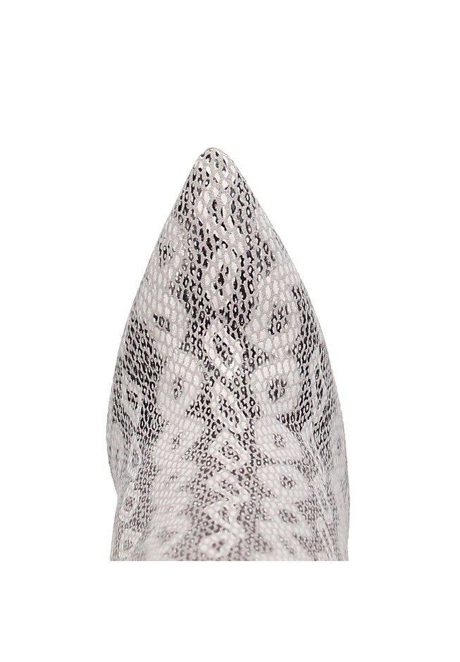 Kitty Kat Knee High Fringe Boot, , alternate image number 5