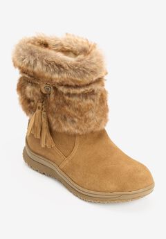 The Everett Water Resistant Slip On Boot