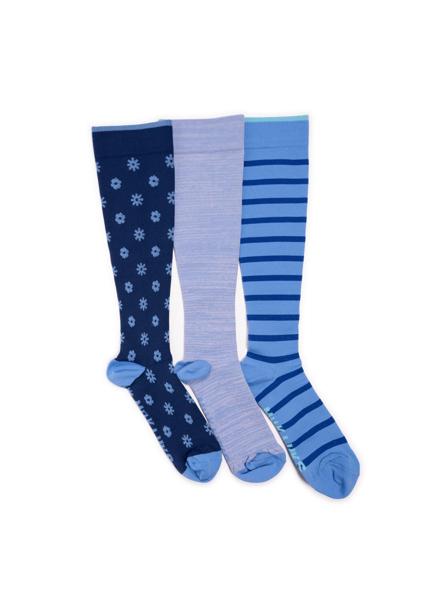 Muk Luks Women&#39;S 3 Pair Pack Compression Socks, BLUE MULTI, hi-res image number 0
