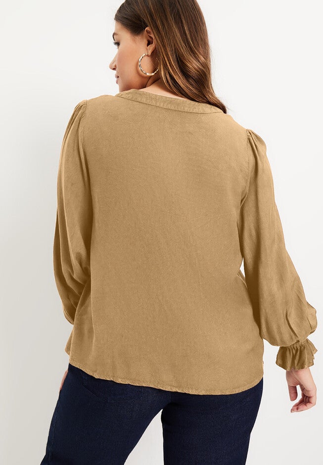 Sweetheart Acid Wash Top, , on-hover image number null