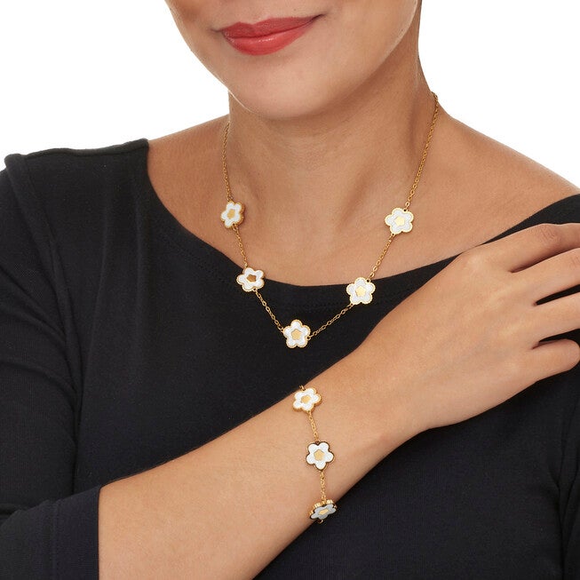 Genuine Mother of Pearl Gold Ion-Plated Stainless Steel Flower Jewelry Set, WHITE, alternate image number null